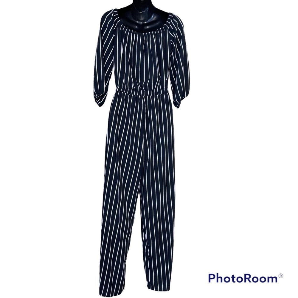 BNWT Haute Monde Off Shoulder Wide Leg Jumpsuit Sz M - Picture 3 of 6